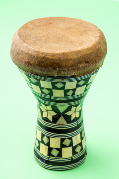 手工制作的木制鼓素材图片