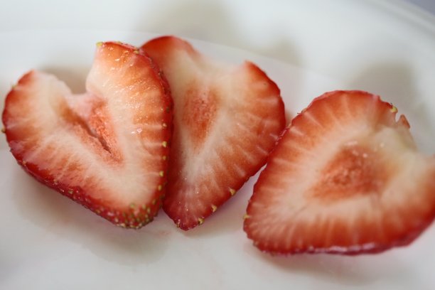 草莓,切片图片下载