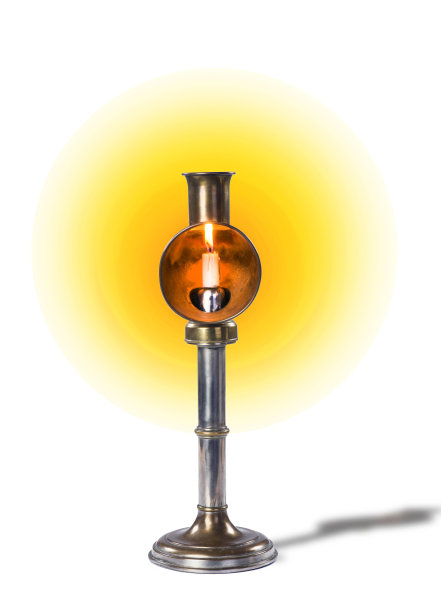 古董烛台。图片下载