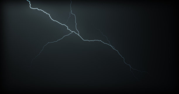 闪电击中一个黑色背景与现实的反射图片下载