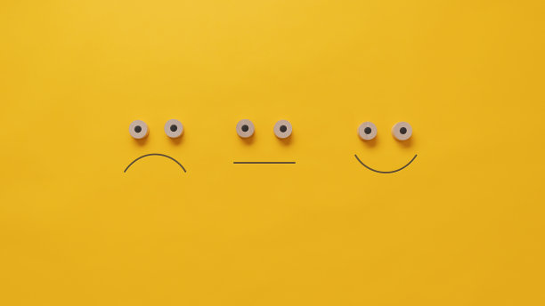 质量和反馈的概念形象图片下载