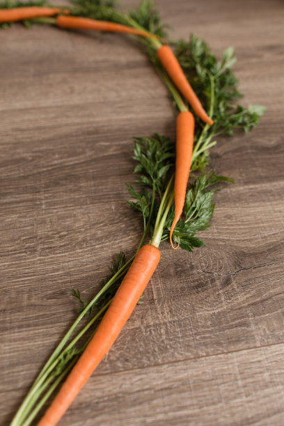 新鲜有机胡萝卜图片下载