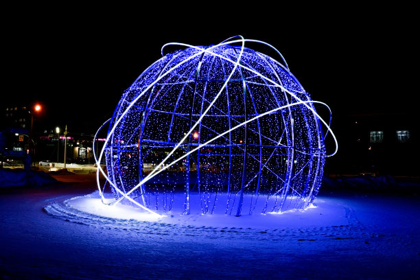 11月城，亚马尔，2020年1月，街道照明，城市夜间照明和装饰图片下载