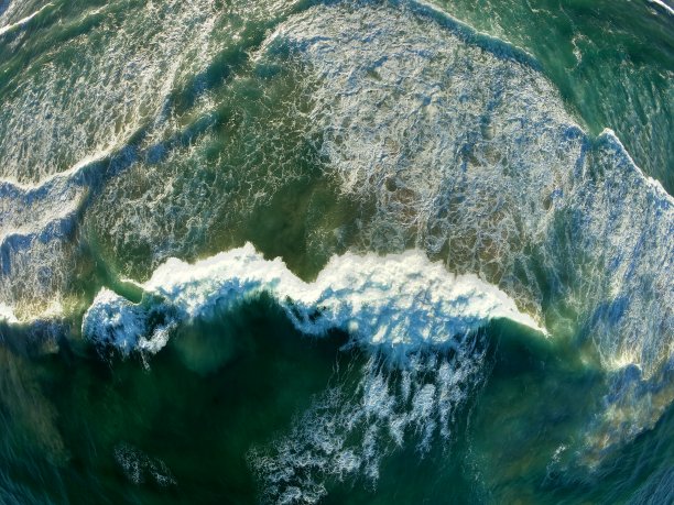 海浪涟漪图片下载