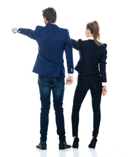 白人男性女商人在白色背景下穿着漂亮的休闲装图片下载