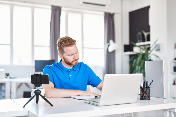 办公图片素材ID：352362894