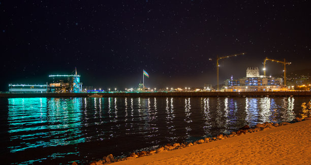 码头尽头的餐厅图片下载