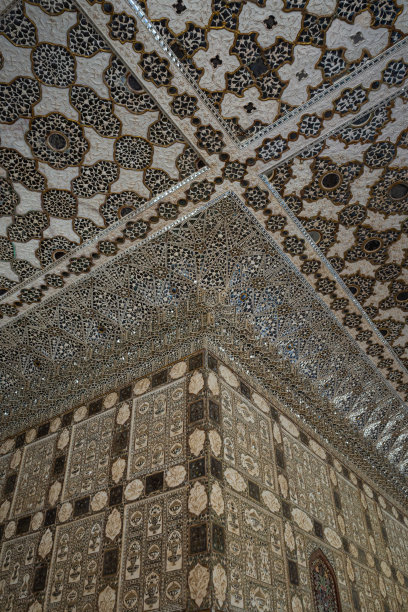 关于美丽的Sheesh Mahal的细节。图片下载