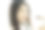 年轻女子在吹头发图片下载