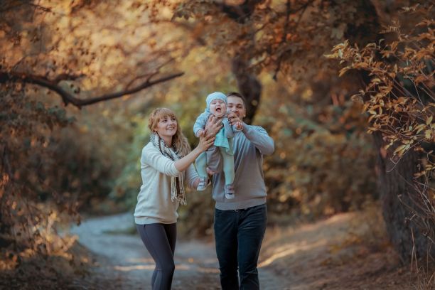 快乐的亲子时光图片下载