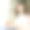 年轻女子使用笔记本电脑。女孩的手放在电脑键盘上。生活方式网络技术。创新教育研究。无线设备。美丽可爱的肖像图片下载