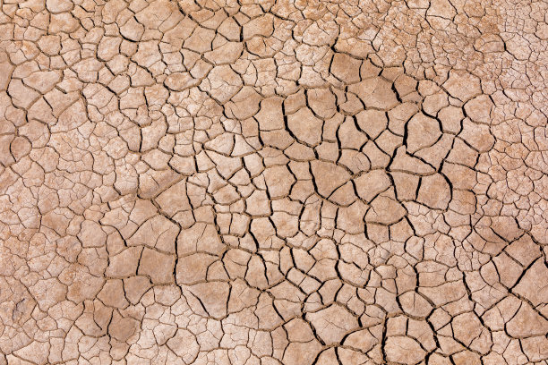 安博塞利干裂的土地图片下载
