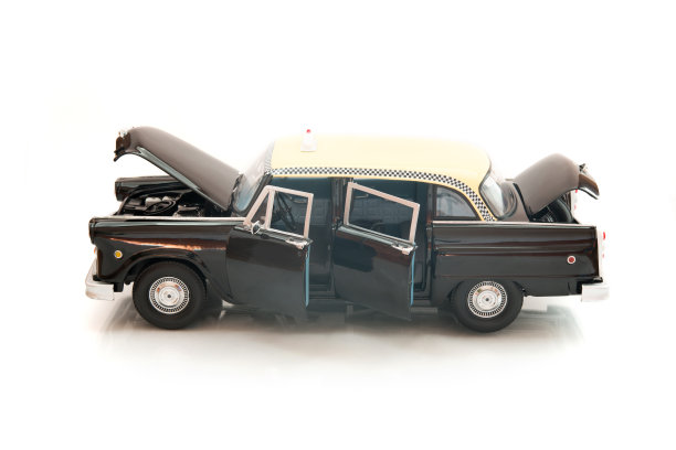 在白色背景上孤立的汽车模型。复古的美国的出租车。图片下载