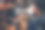 两个汽车修理工在用笔记本电脑做诊断图片下载