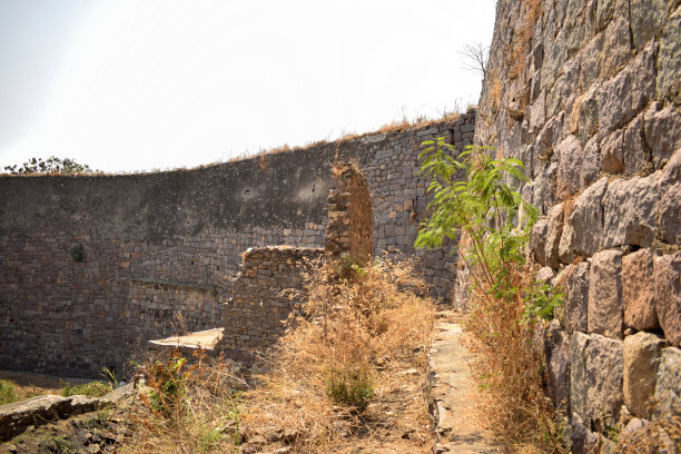 印度戈尔康达堡古老的历史废墟墙背景库存照片图片下载