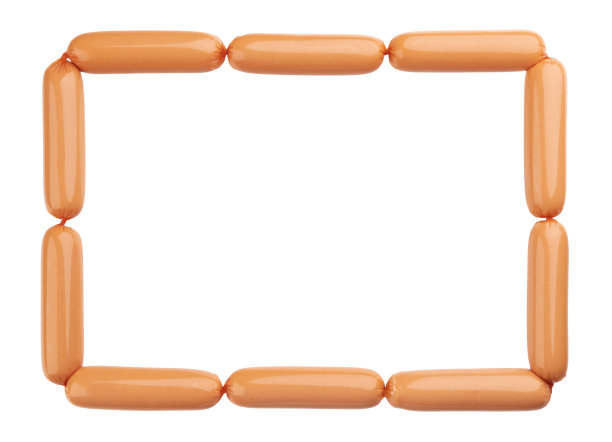 白色背景上孤立的煮香肠制成的框架图片下载