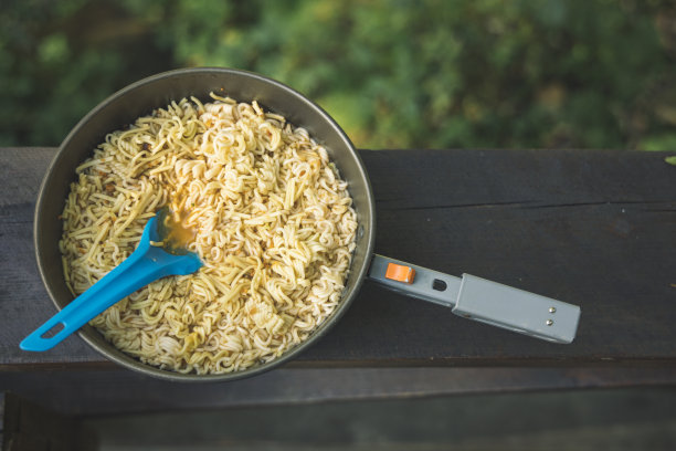 方便面露营菜旅游旅游概念对象图片图片下载