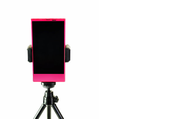 三脚架上的智能手机图片下载