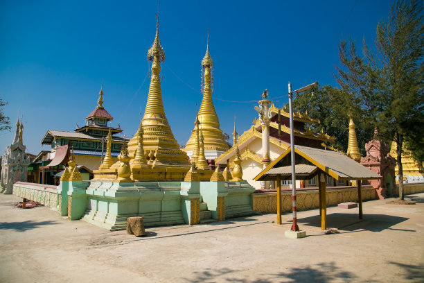 也是缅甸尼高峰镇北丰田宝塔图片下载