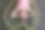 快乐的健身女孩在健身房地板上的哑铃间休息图片下载