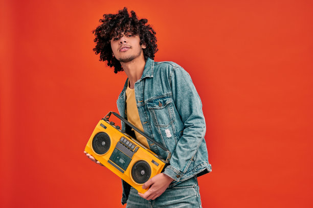 学生音乐爱好者图片下载