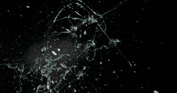 真实的霜在窗口黑色的背景图片下载