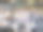人们在曼哈顿繁忙的街道上走在人行横道上图片下载