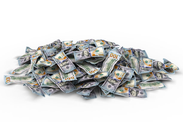 堆着百元美钞孤立在白色背景的股票照片图片下载