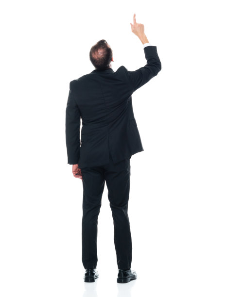 白人男性穿着商务装站在白色背景前图片下载