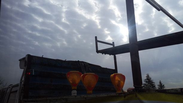 卡车的光图片下载