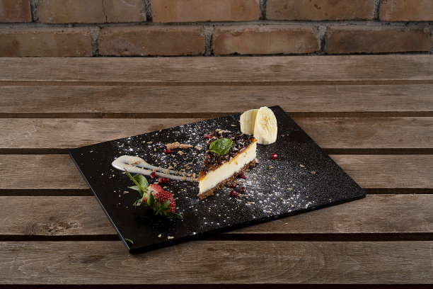 焦糖酱芝士蛋糕的切片照片图片下载