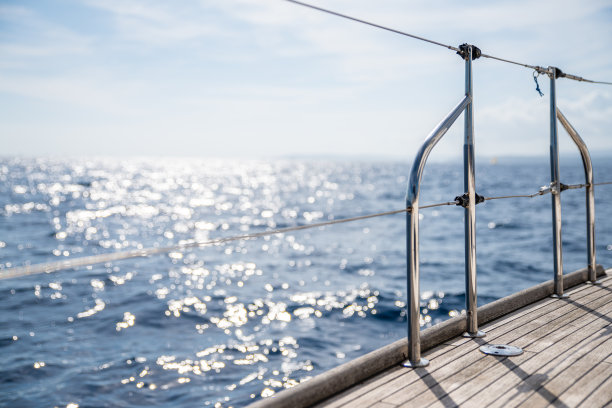 圣特罗佩的船帆图片下载