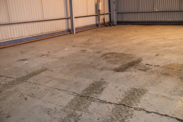 工业机库的混凝土地板图片下载