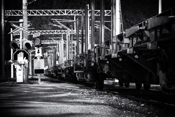 铁路枢纽的货运列车图片下载