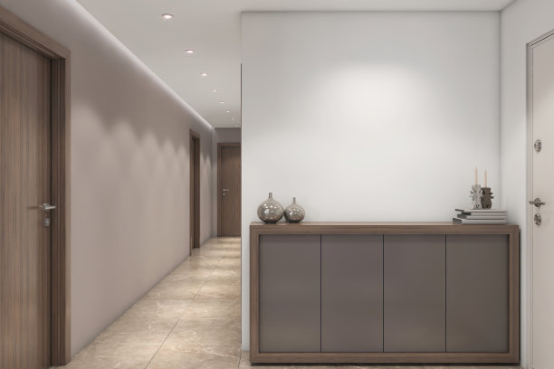 长长的走廊内部，白色的墙壁用于复印空间图片下载