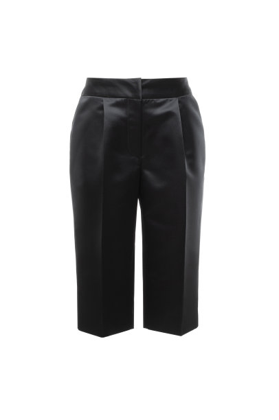 黑色衣服孤立在白色背景中图片下载