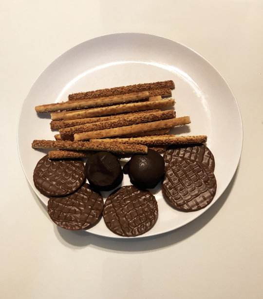 椒盐卷饼和三明治饼干图片下载