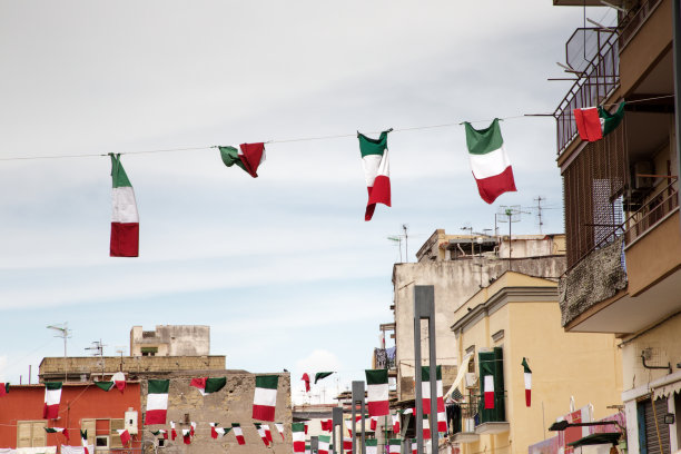 建在意大利的一个小镇上图片下载