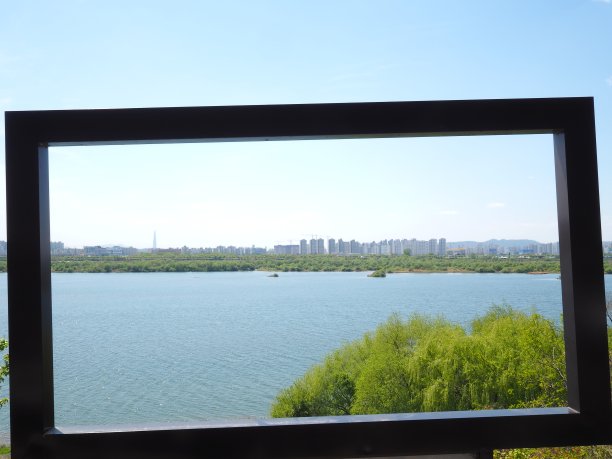 春天的乡村风景图片下载