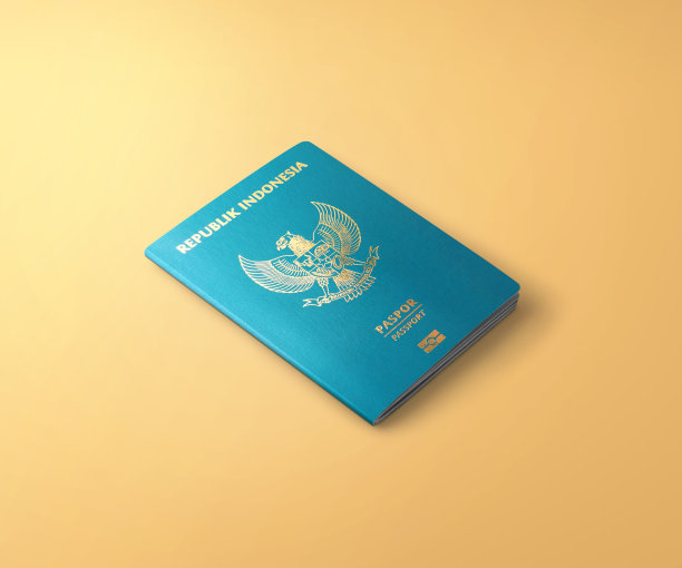 把印尼护照放在印尼国旗上图片下载