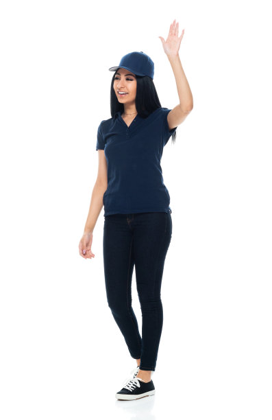 拉丁美洲和西班牙裔的年轻女性体力劳动者站在白色背景下穿着牛仔裤图片下载