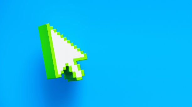 像素化的绿色和白色计算机光标在蓝色背景图片下载