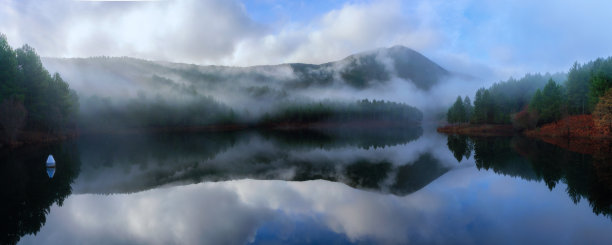 湖反射图片下载