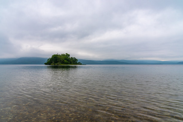 一个小岛的表面图片下载