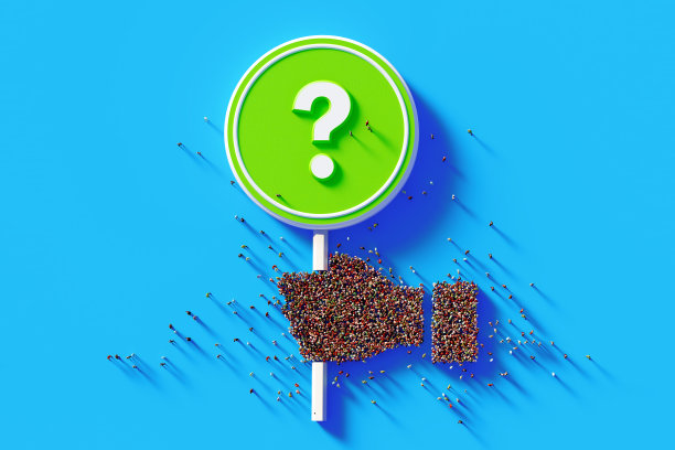 蓝色背景下的人群牵手形成绿色道路标志图片下载