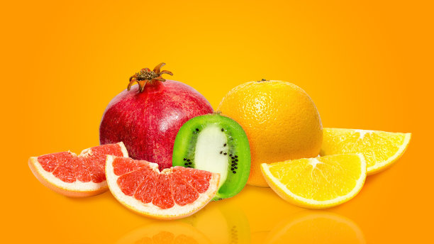 新鲜成熟的水果，橙子，猕猴桃，柚子和石榴。图片下载