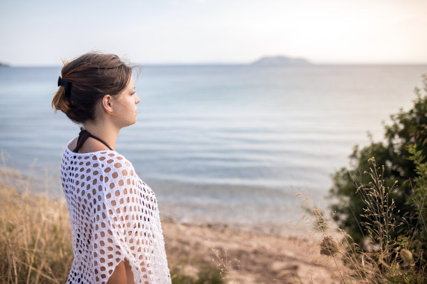 欣赏大海的美景图片下载