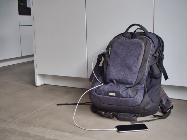 帆布背包充电二世图片下载