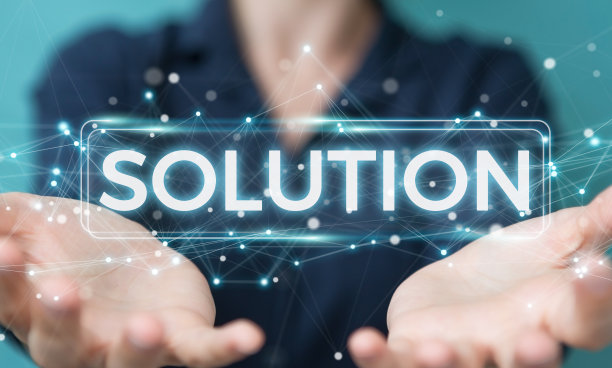 女商人在模糊的背景使用解决方案数字文本3D渲染图片下载