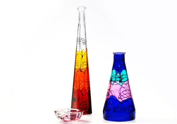 色彩斑斓的画玻璃器皿图片下载